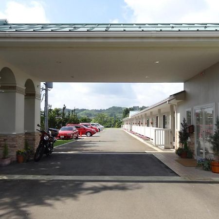 寒河江市 ﾌｧﾐﾘｰﾛｯｼﾞ旅籠屋・寒河江店モーテル エクステリア 写真